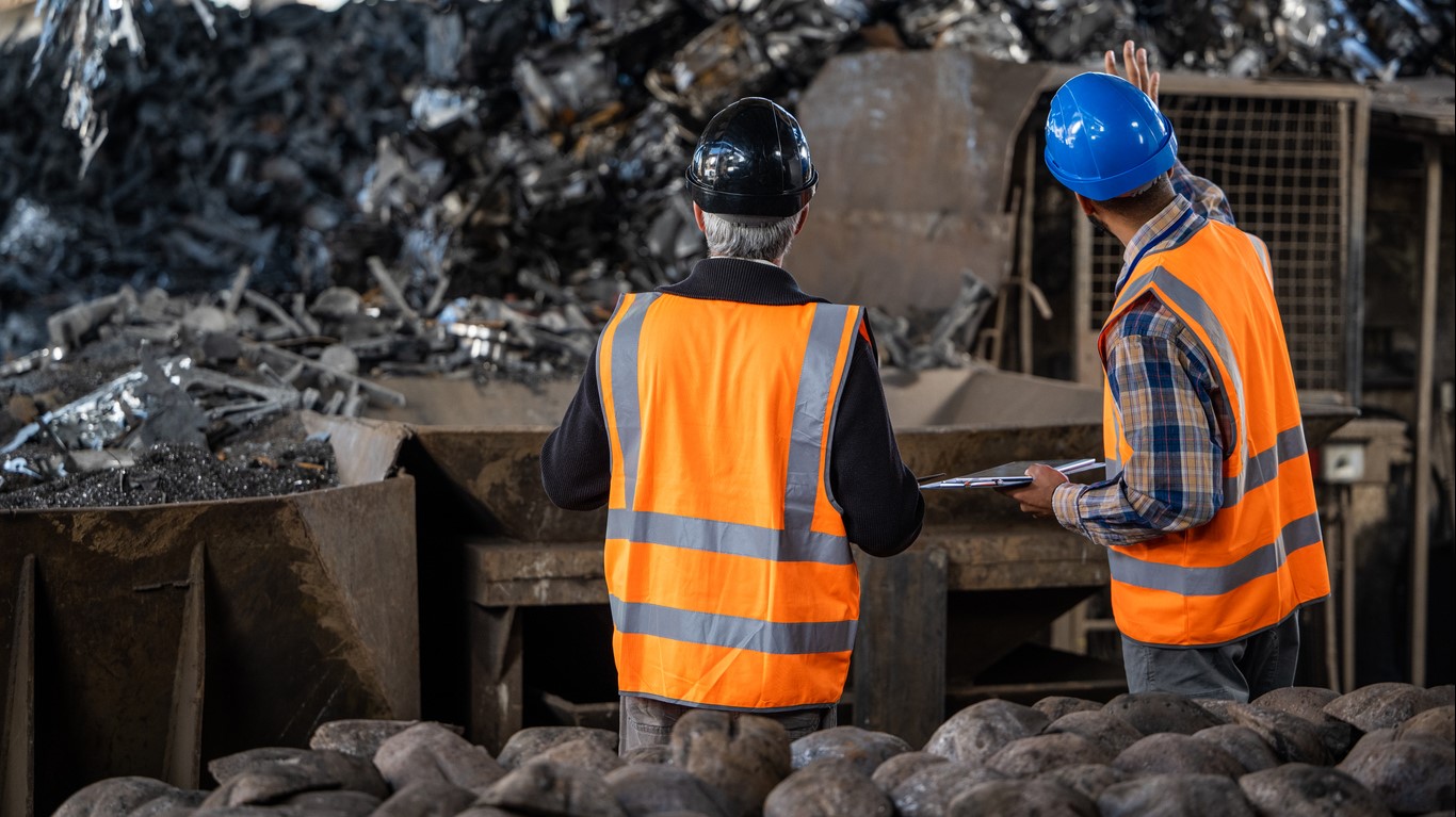What Should Manufacturers Know About Industrial Scrap Metal Grading Standards - Clifton Metals